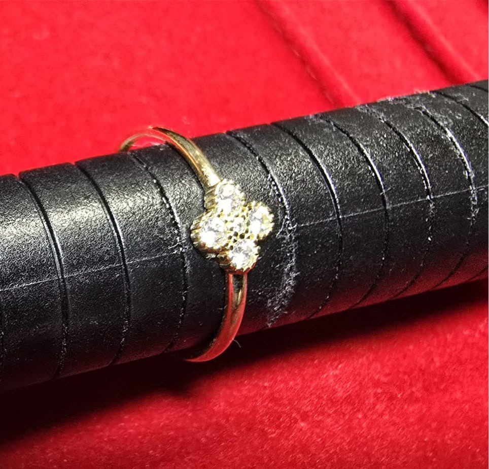 Clover Ring 10k Gold size 8